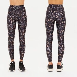 The Upside Wildlands Midi Pant 25” Size 6 Whimsigoth Mushroom Celestial Print